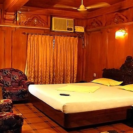 Hotel Sagar Kambam Экстерьер фото