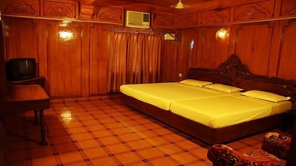 Hotel Sagar Kambam Экстерьер фото